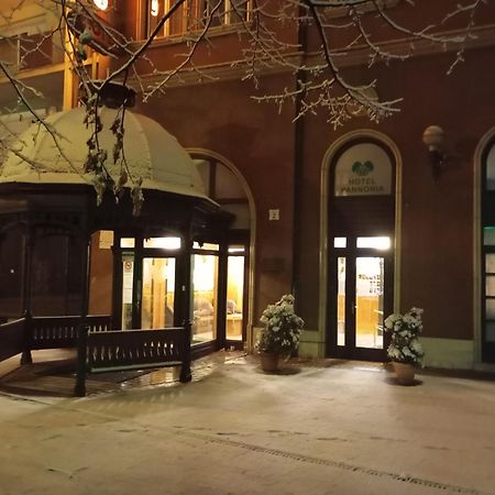 Hotel Pannonia Мисколк Екстериор снимка