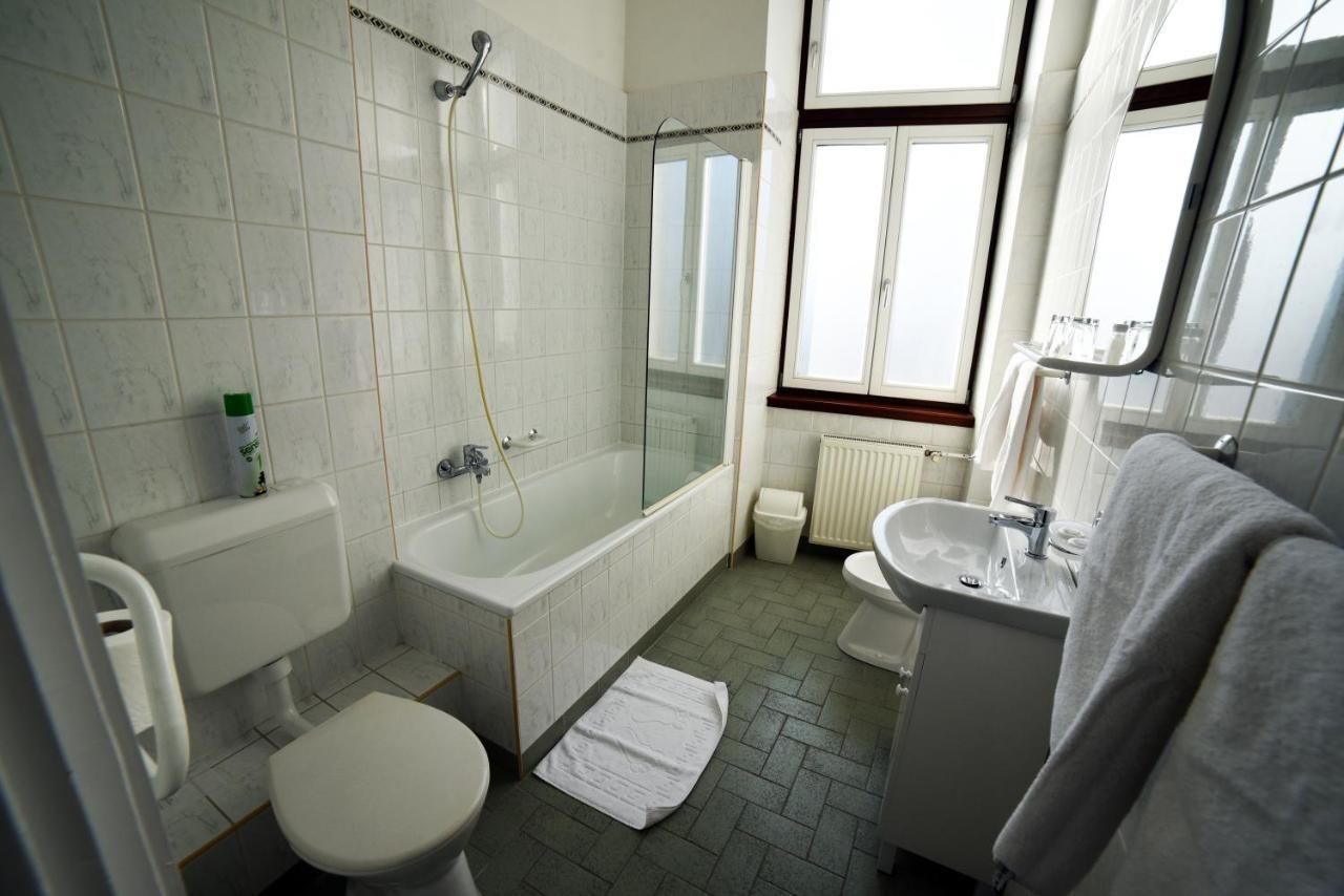 Hotel Pannonia Мисколк Екстериор снимка