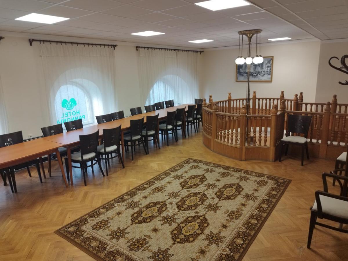 Hotel Pannonia Мисколк Екстериор снимка