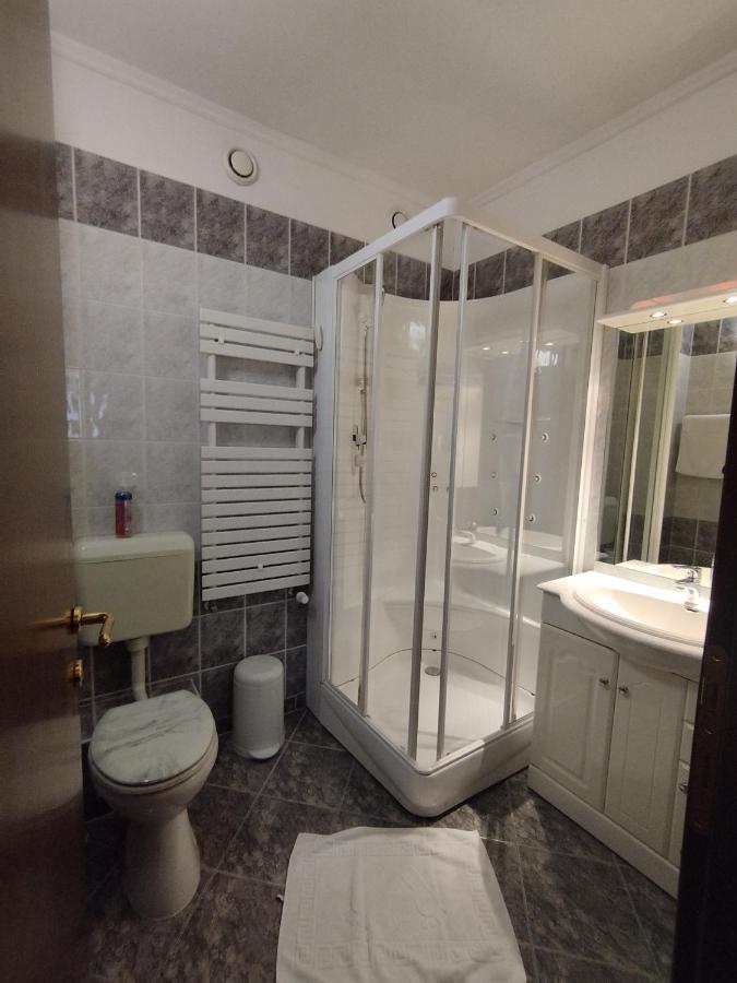 Hotel Pannonia Мисколк Екстериор снимка