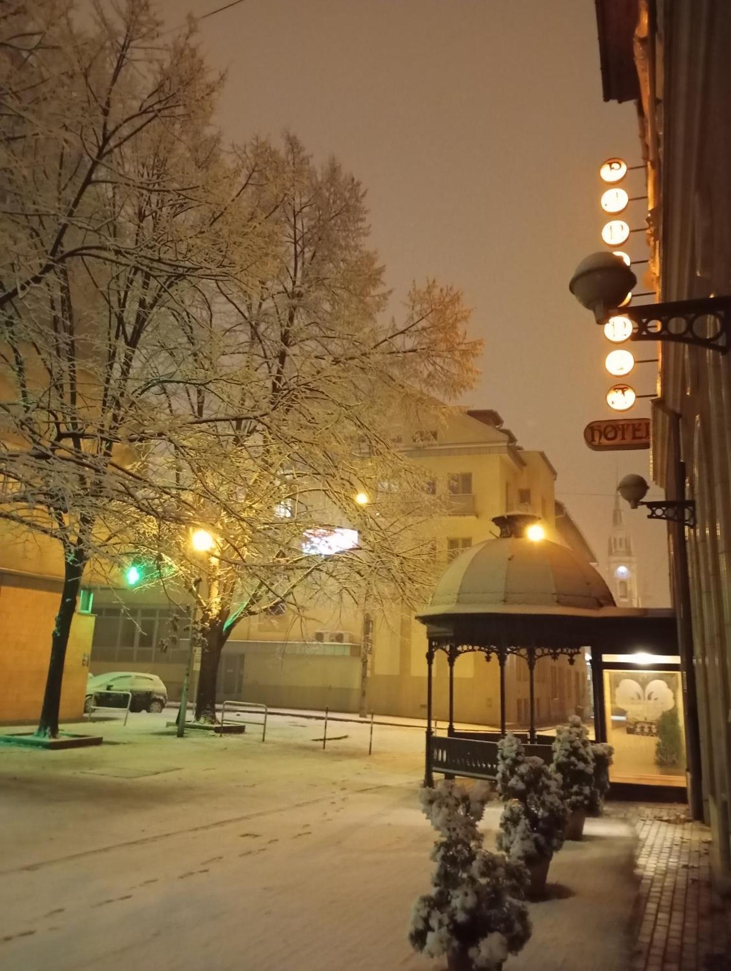 Hotel Pannonia Мисколк Екстериор снимка